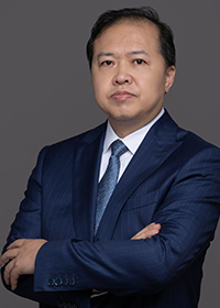劉暉：中國部·中學常務副校長