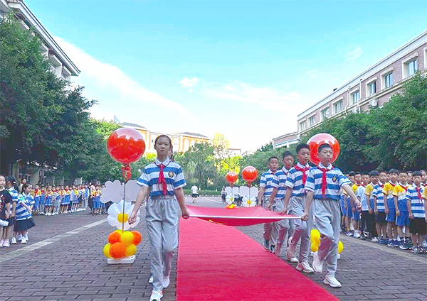 開學(xué)季丨“愛”悅動，逐夢想——中國部·小學(xué)開學(xué)季